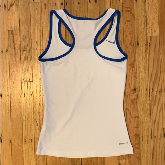 Nike Sports Tank Top - Picture 2 of 3